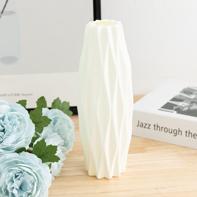 Nordic Style Plastic Decorative Vase – Break-Resistant, Lightweight, Multiple Colours
