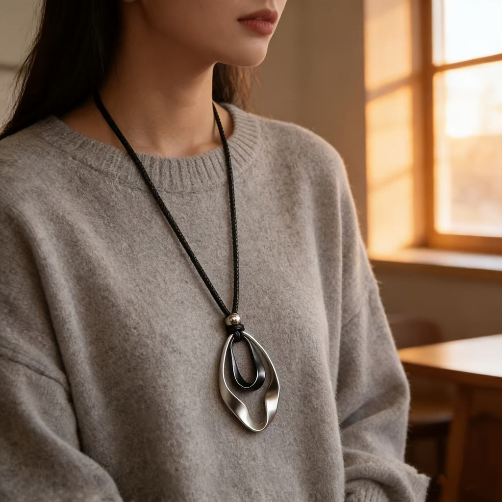 Adjustable Sculptural Twisted Teardrop Pendant Necklace