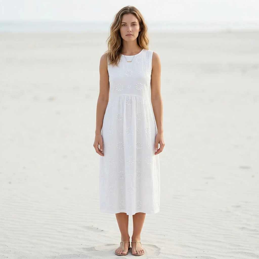 Mouwloze geborduurde maxi-jurk met oversized boho-snit