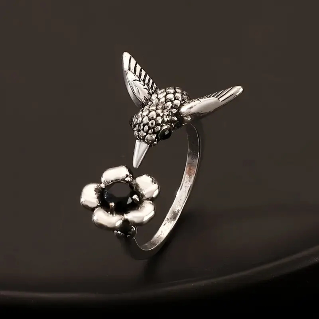 Adjustable Vintage-Style Silver-Tone Hummingbird Ring
