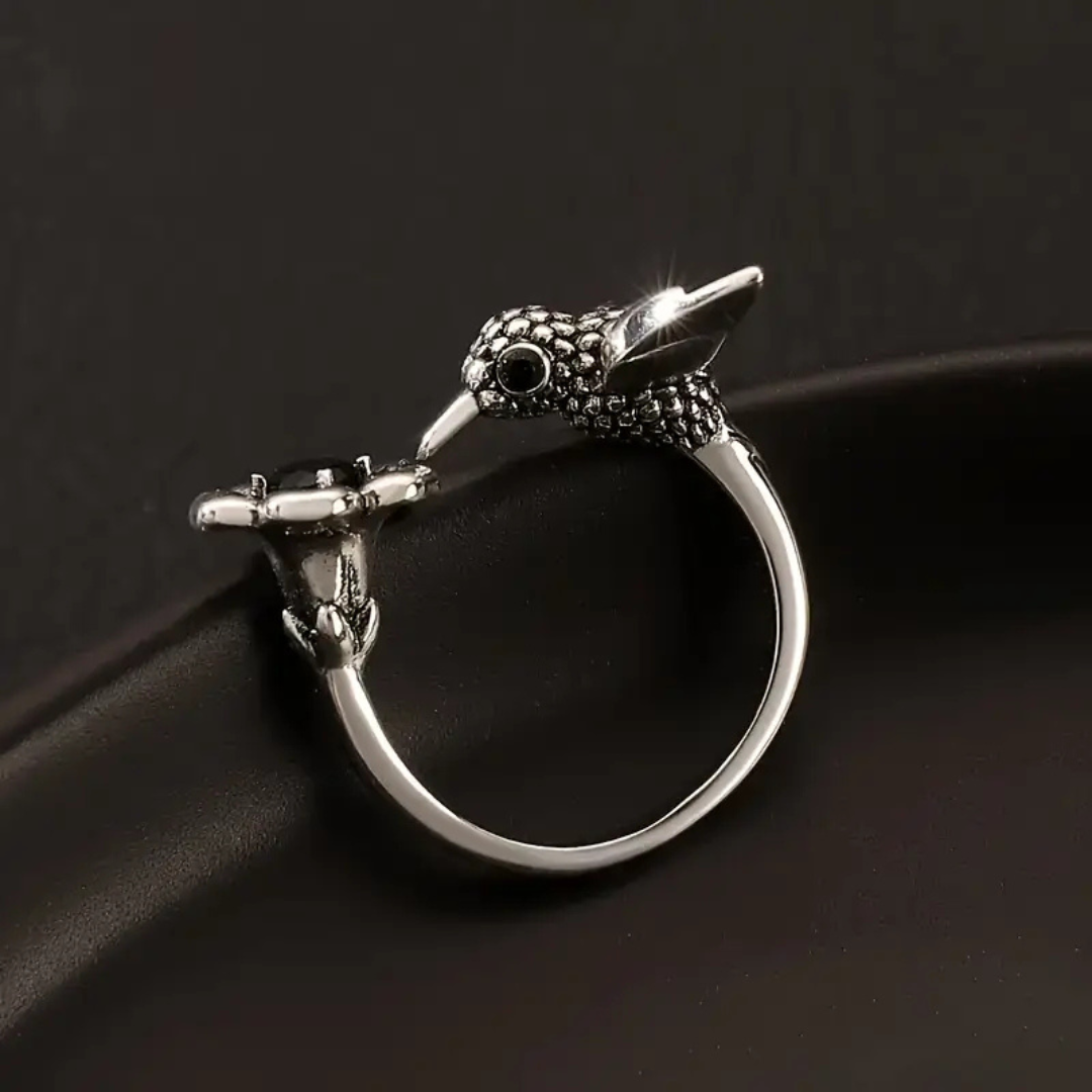 Adjustable Vintage-Style Silver-Tone Hummingbird Ring