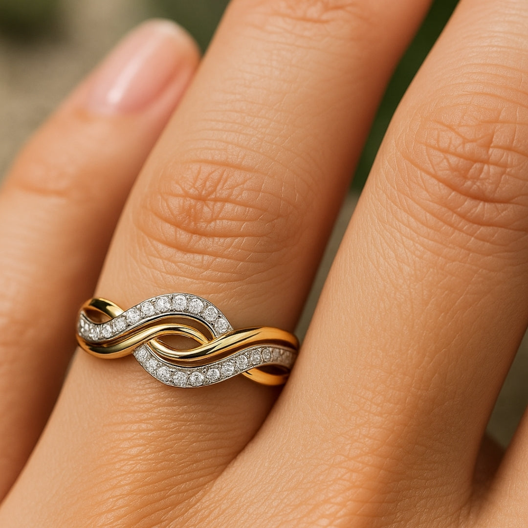 Gevlochten tweekleurige ring met kristal