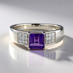 Retro vierkante zilverkleurige ring met paarse zirkonia