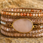 Wikkelarmband met rozenkwarts en ovale steen