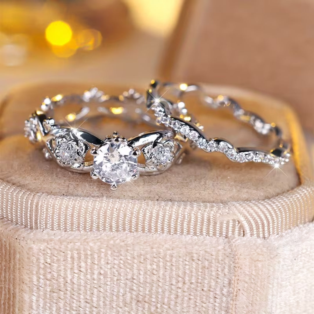 Zilverkleurige ringenset met kristal, solitair en eternitybanden