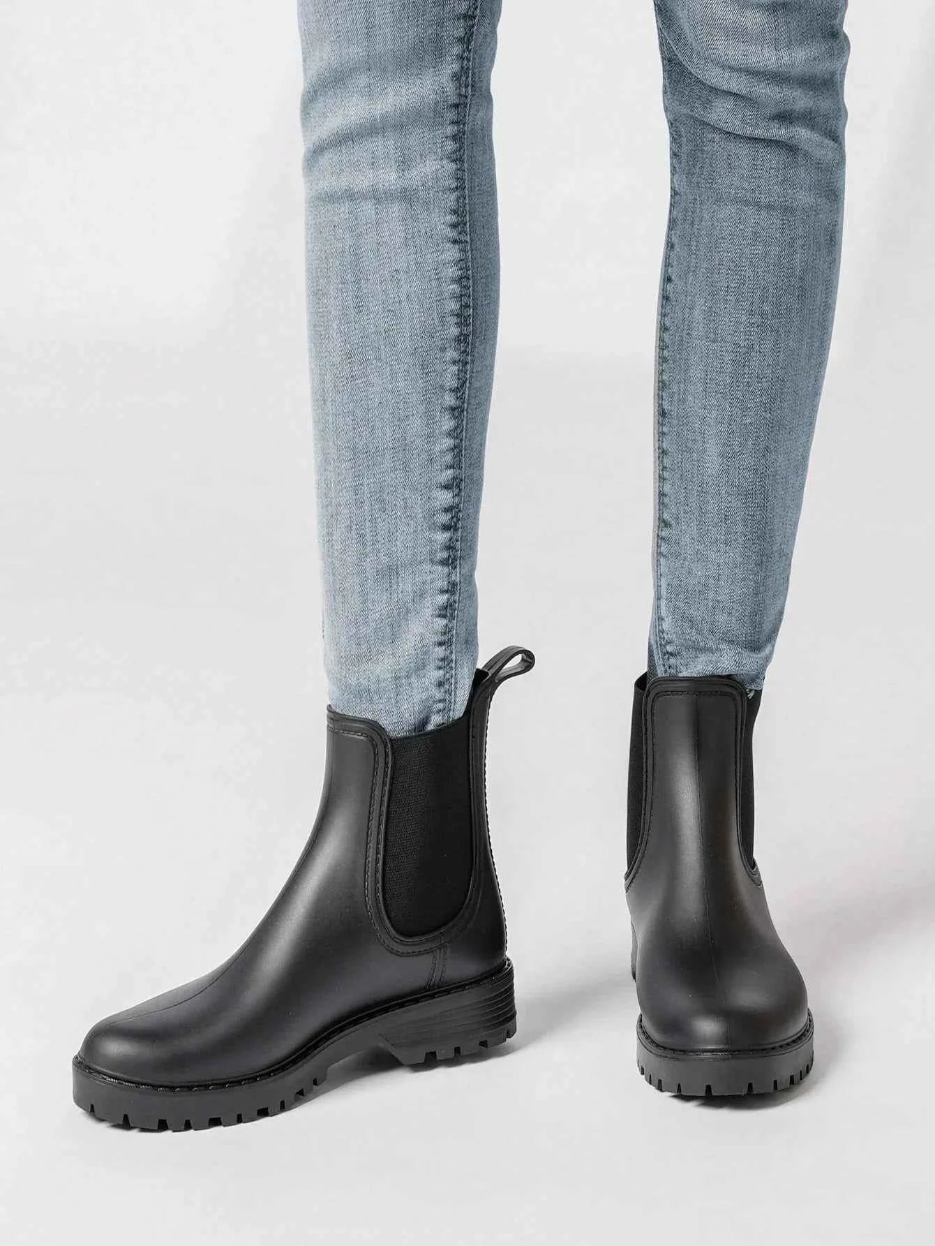Waterdichte chelsea-regenlaarzen met matte rubberen afwerking
