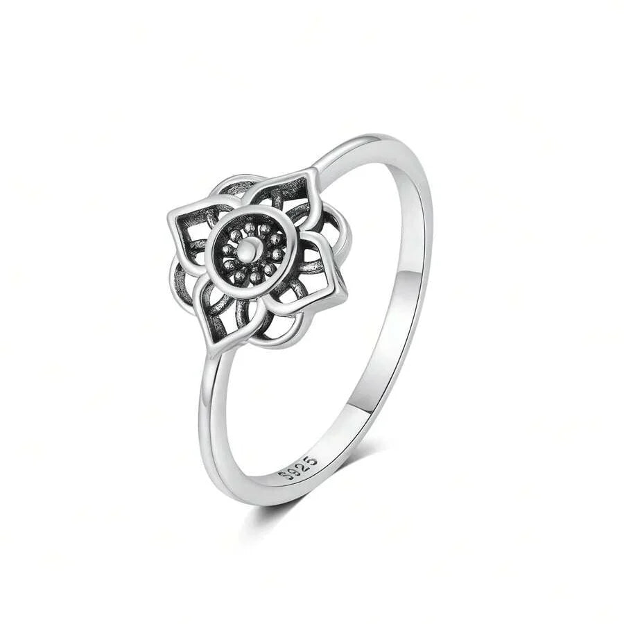 Vintage Silver-Tone Lotus Flower Ring