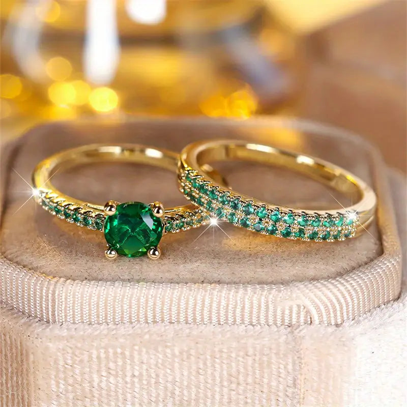 Emerald-Look Duo Ring Set in Gold Tone
