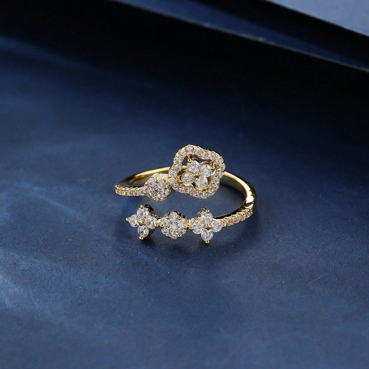 Zirconia Inlaid Flower Mini Wrap Ring