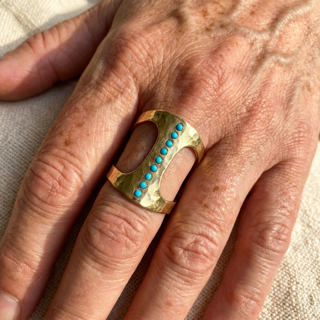 Vintage handgemaakte open ring met turquoise stippen