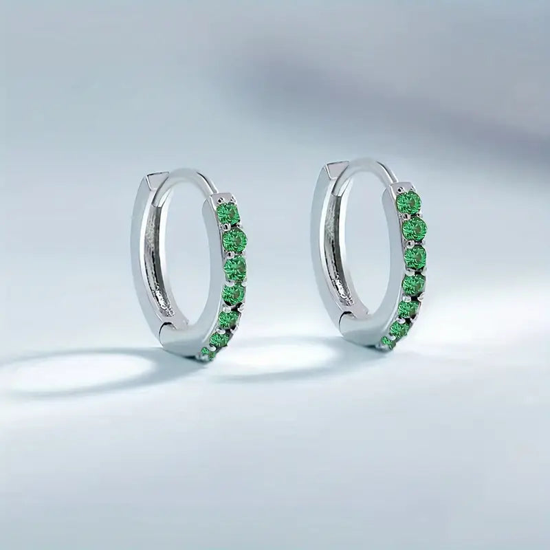 Door de kust geïnspireerde oorhangers met zirkonia