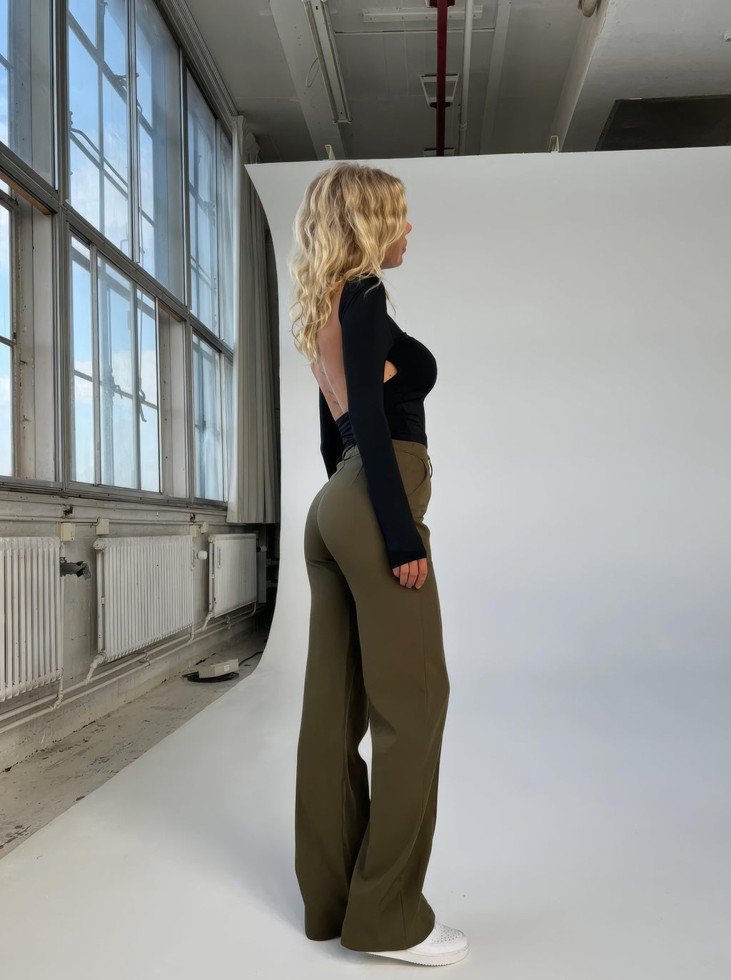 Women's Wide-Leg Trousers with Front Seam Detail