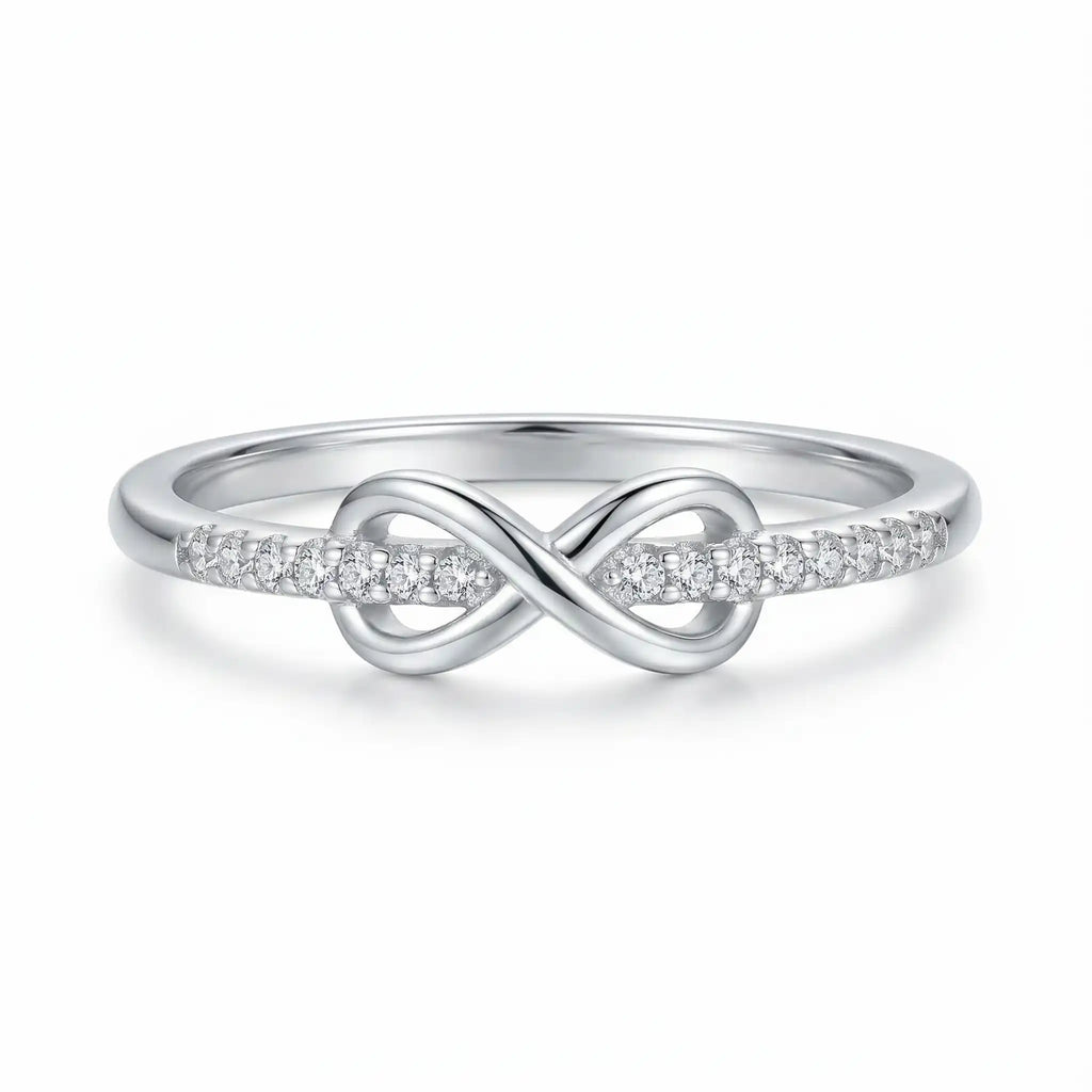 Ring met oneindigheidsknoop in sterling zilver