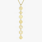 Ketting met zeven stenen en goudkleurige hanger