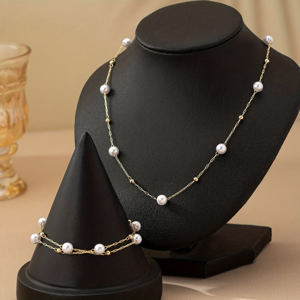 Fijne sieradenset met parelketting