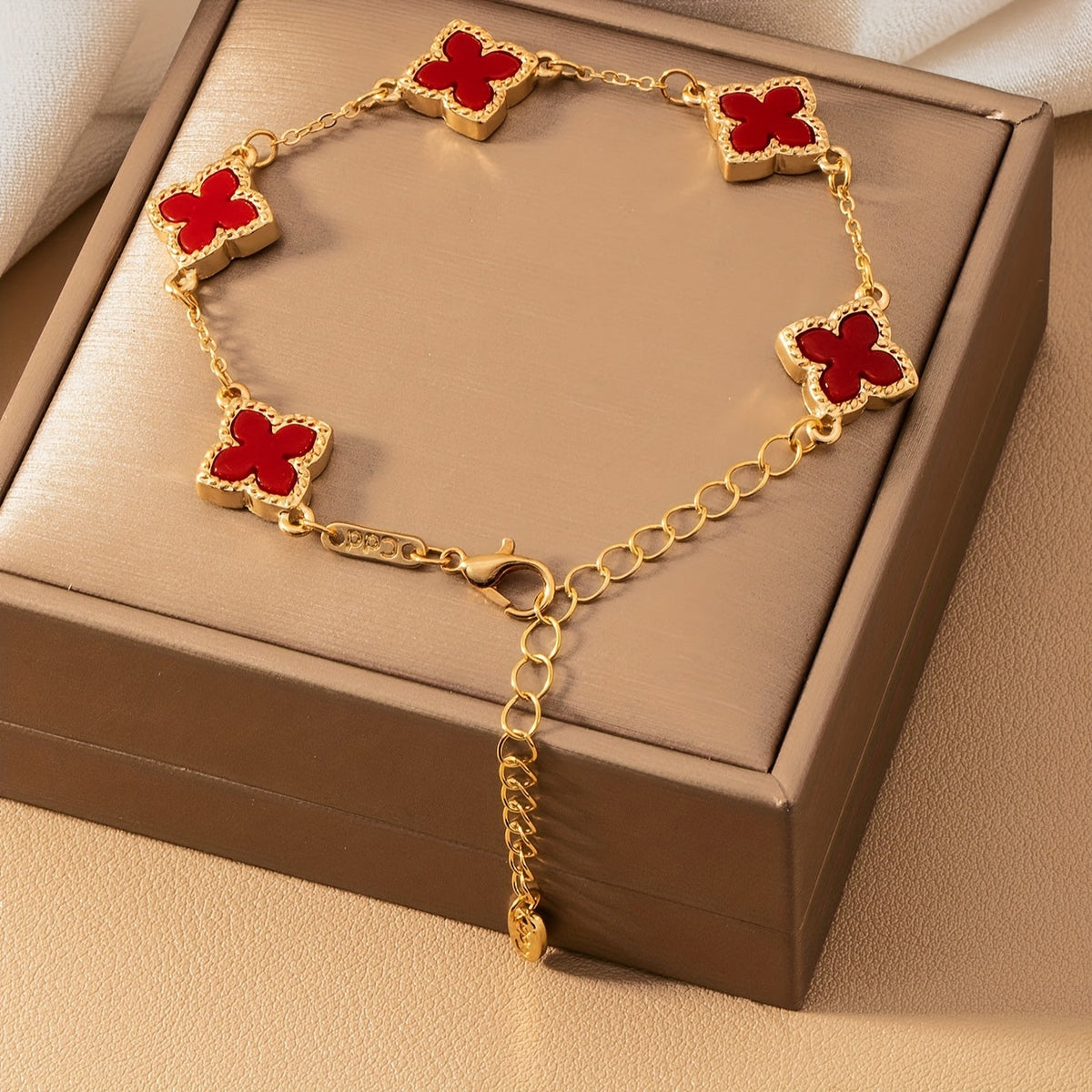 Lucky Clover Bracelet in Many Colours