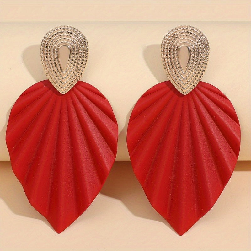 Vintage-Style Leaf Geometric Earrings