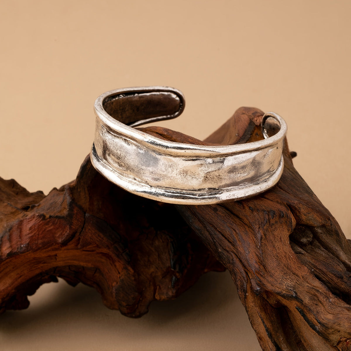 Vintage-Style Minimalist Wide Cuff Bracelet