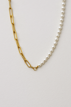 Ketting half parel, half schakel met contrastschakels