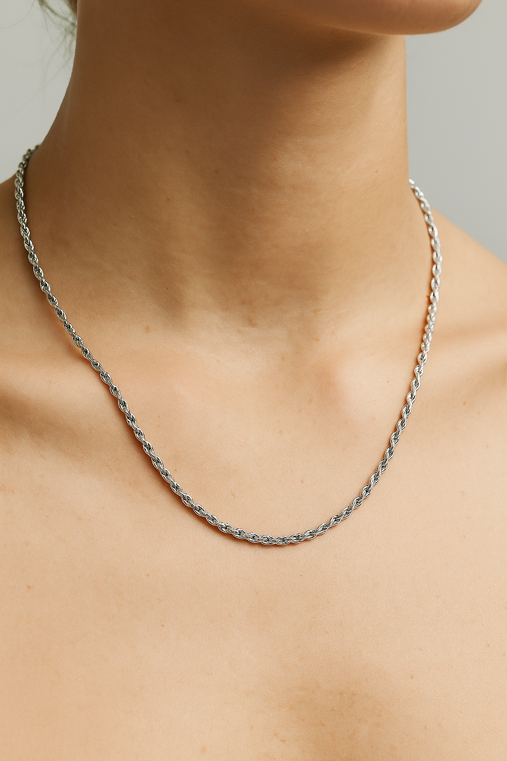 Twisted Rope Chain Necklace in Stainless Steel