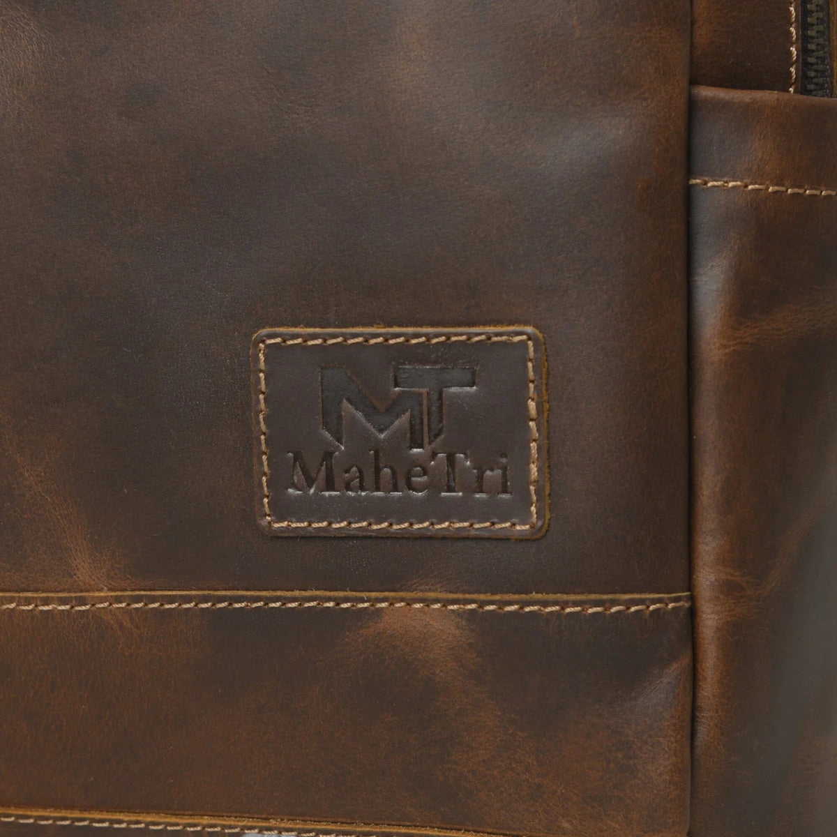 Unisex Robust Buffalo Leather Backpack for Work and Study
