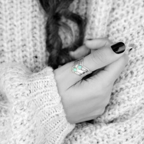 Vintage-Style Bohemian Turquoise Statement Band Ring