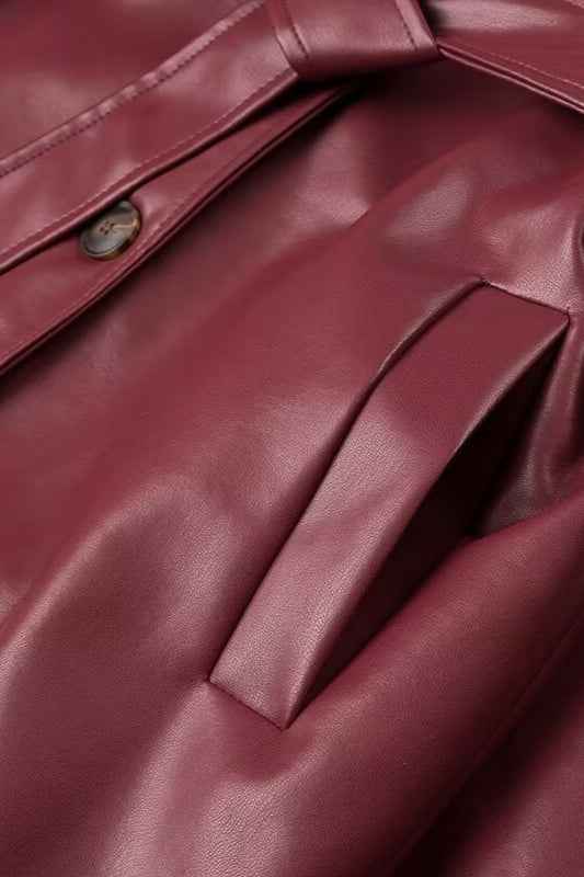 Trenchcoat in leerlook met ceintuur, reverskraag en ruime pasvorm