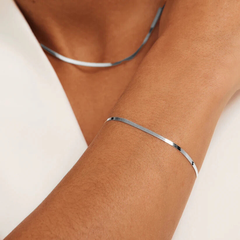 Serpent Bracelet in White Gold Tone