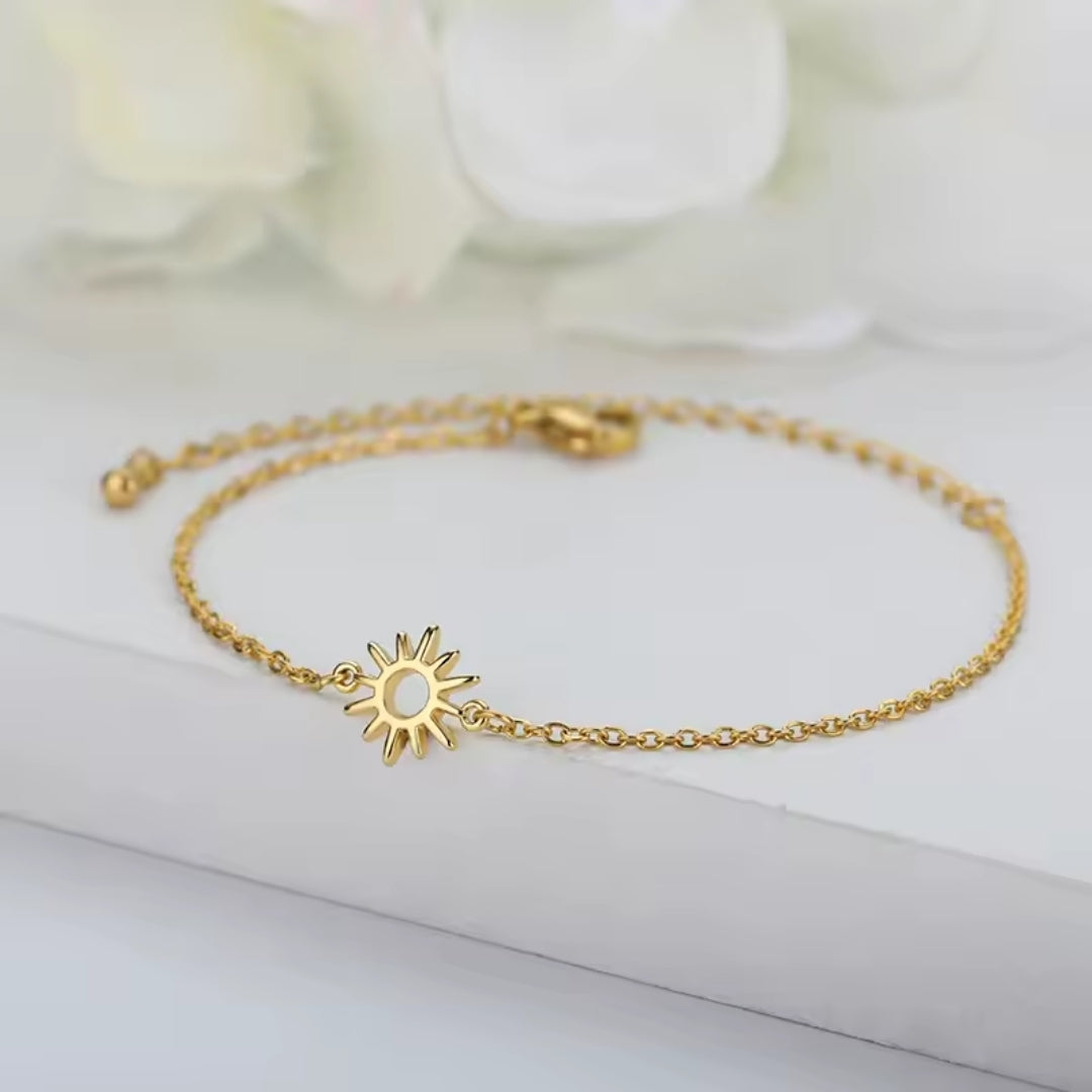 Thin Gold-Tone Chain Bracelet with Small Charm