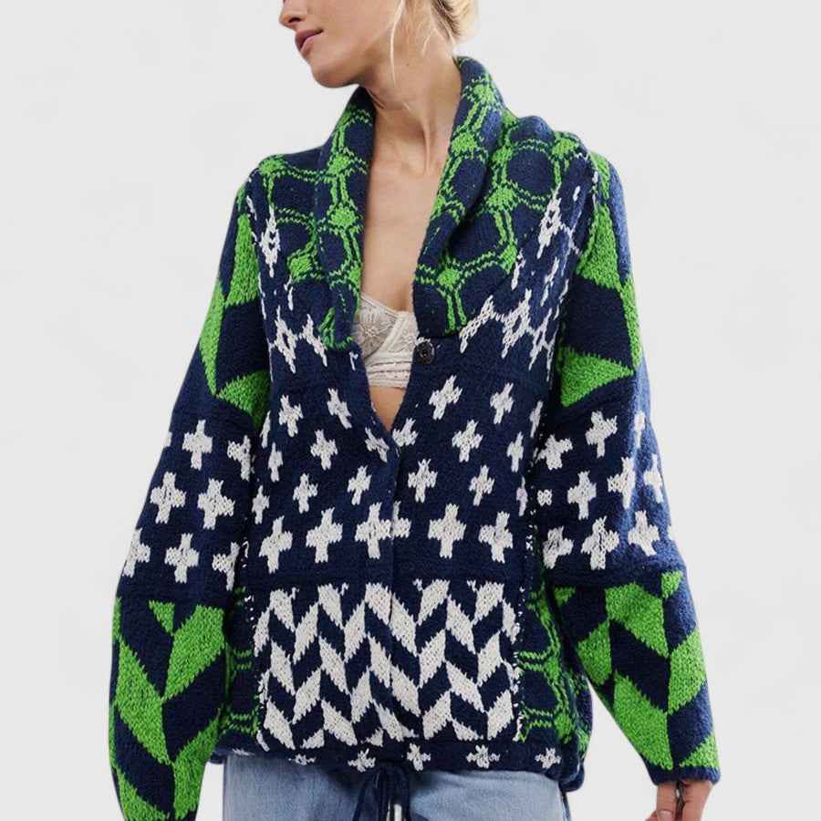 Oversized Long-Sleeve Cardigan with a Collar and Buttons