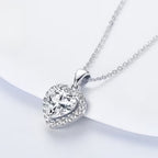 Halo-ketting met hart en moissaniet