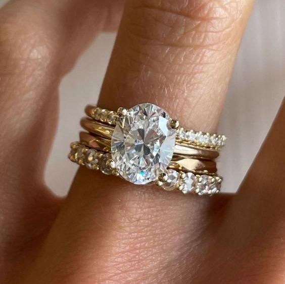 Vintage-Style Zirconia Bright Ring Set
