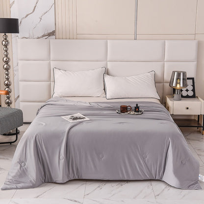 Cooling Summer Quilt – Lightweight Ice Silk Duvet for Warm Nights