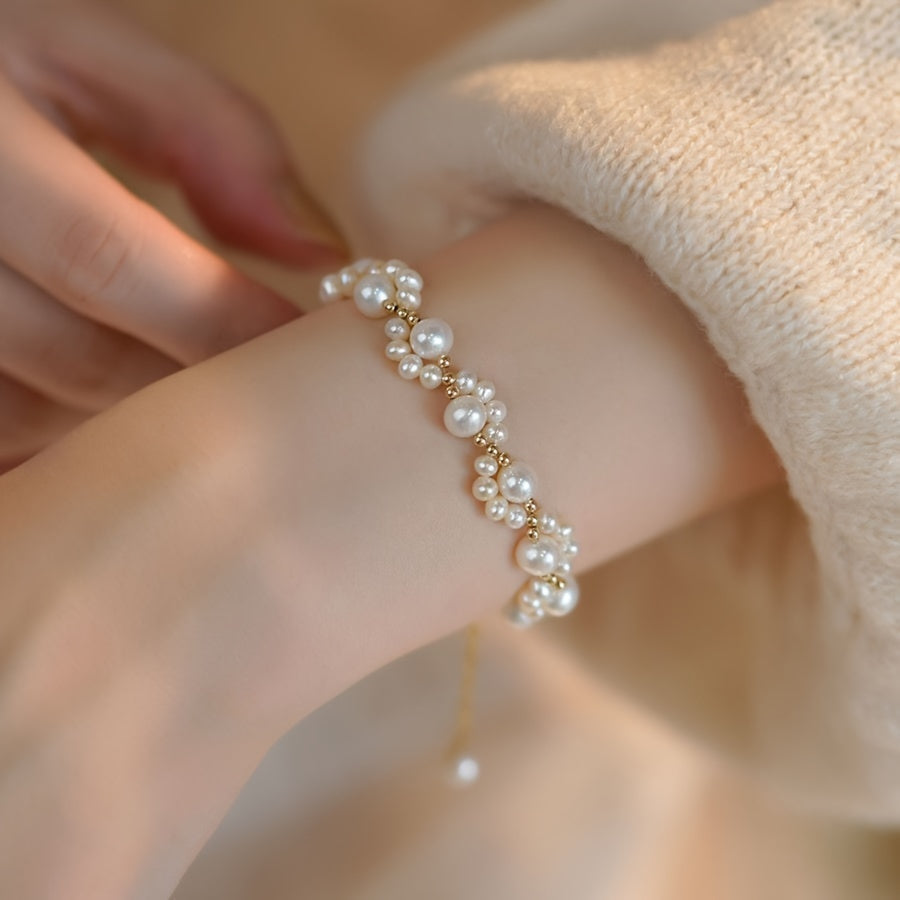 Adjustable Gold-Plated Pearl Bead Bracelet with Cat Paw