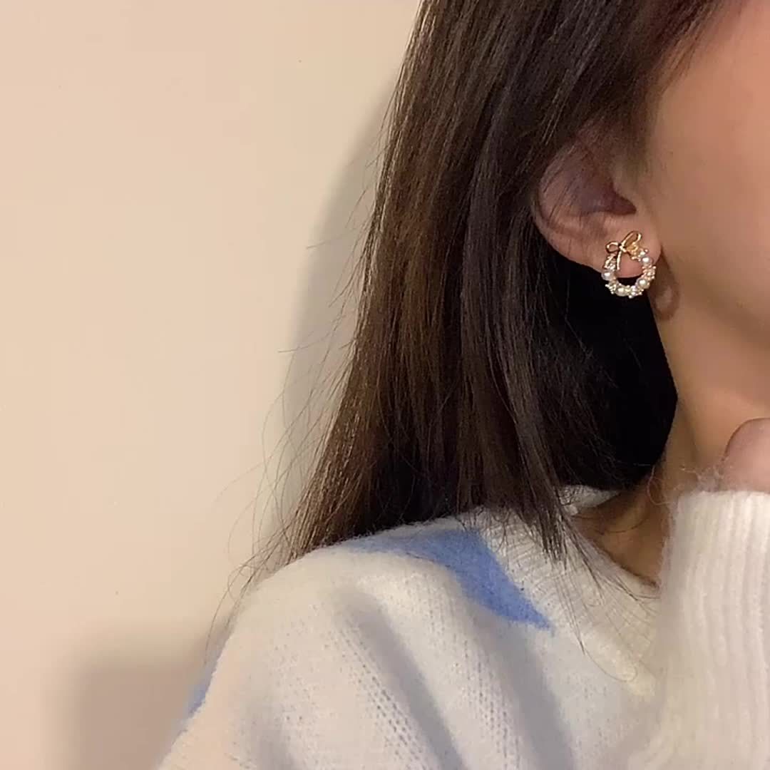 Minimalist Butterfly Knot Pearl Earrings