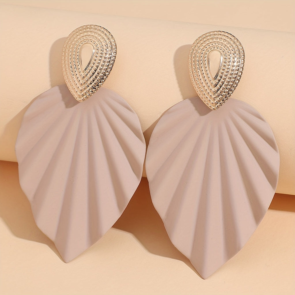 Vintage-Style Leaf Geometric Earrings