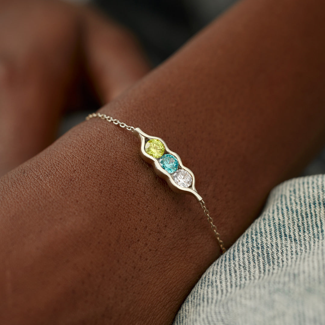 Personalised Peas in a Pod Birthstone Bracelet