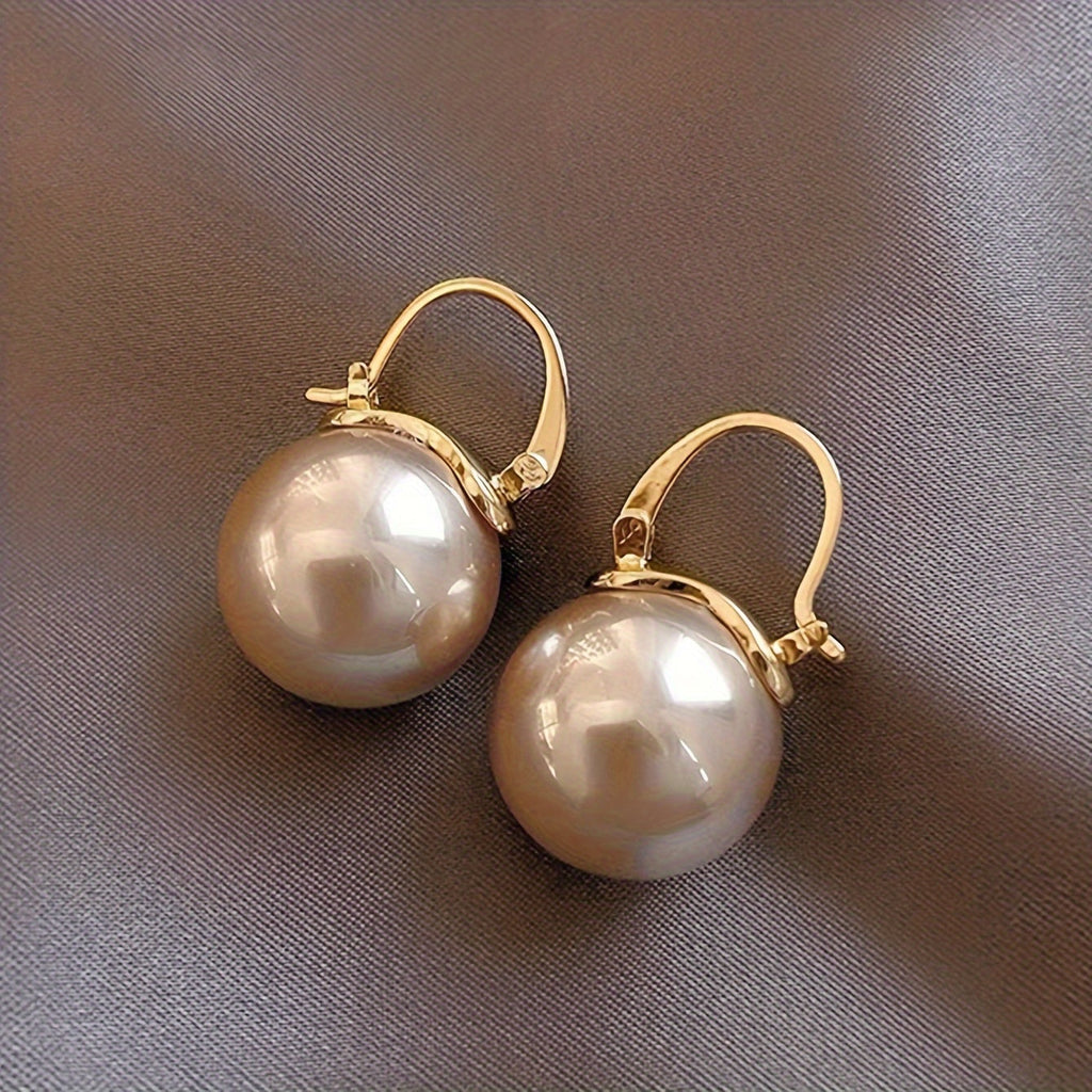 Minimalist Retro Pearl Earrings