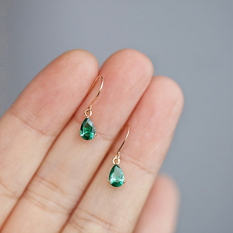 Baroque Court-Style Green Zirconia Earrings