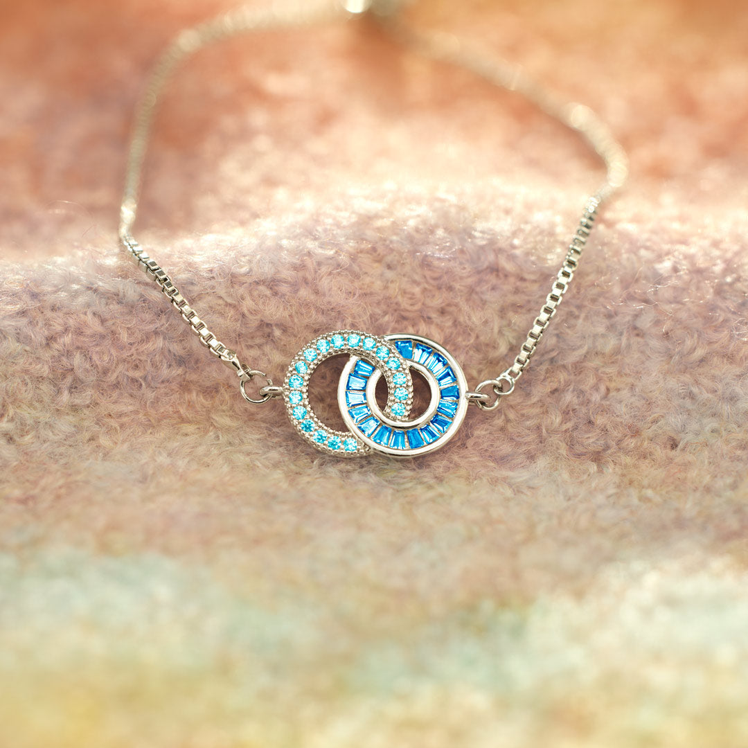Mother and Daughter Linking Circles Bracelet