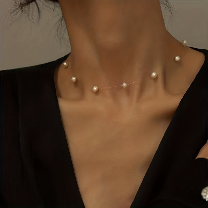 Minimalistische witte parelketting