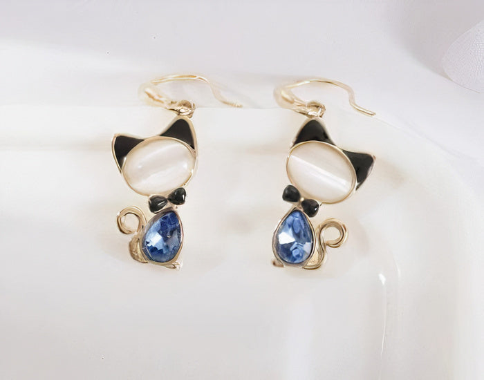 Vintage-Style Black Cat Earrings