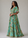 Maxi-jurk met pofmouwen, V-hals en vloeiende rok