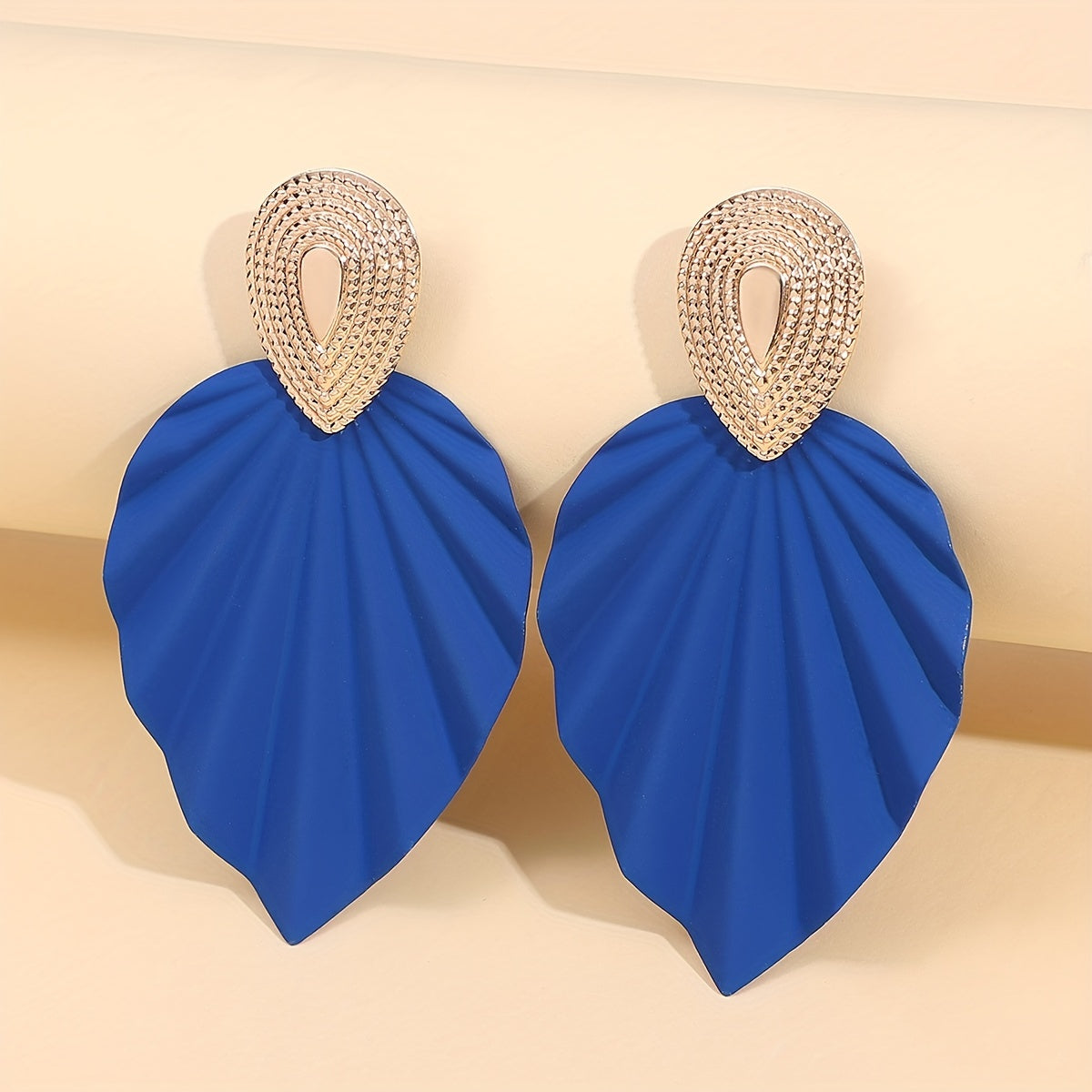 Vintage-Style Leaf Geometric Earrings