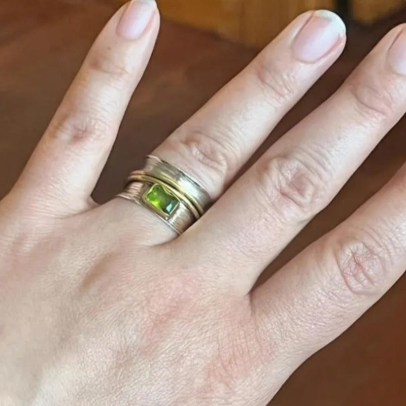 Vintage-Style Hammered Two-Tone Peridot-Look Ring