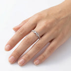 Ring met oneindigheidsknoop in sterling zilver