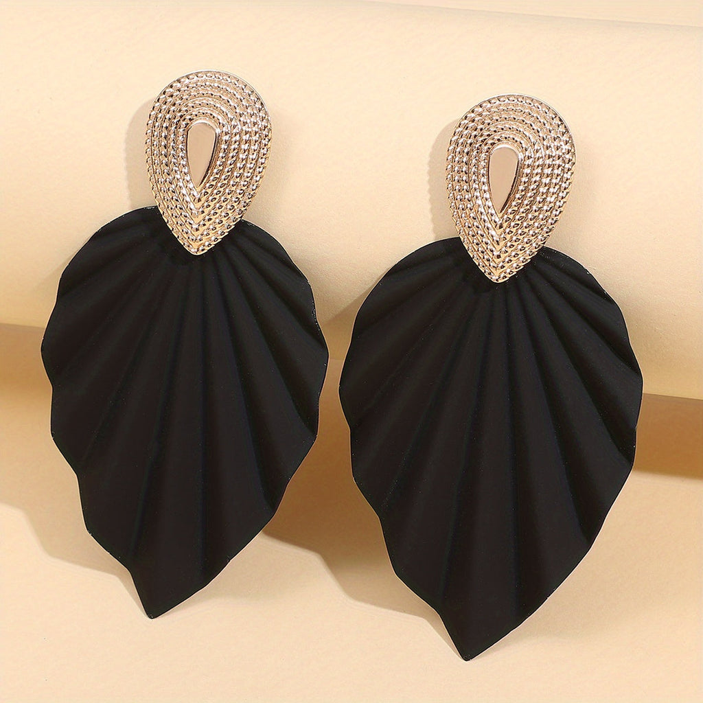 Vintage-Style Leaf Geometric Earrings