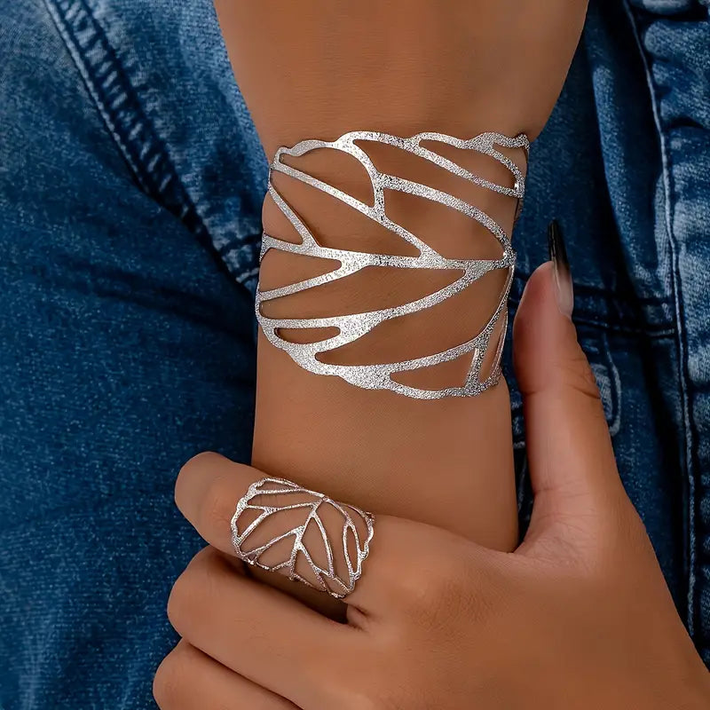 Vintage-Style Leaf Cuff Bracelet