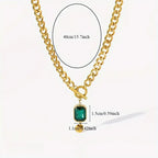 Grove schakelketting met smaragdlook-hanger in goudkleur
