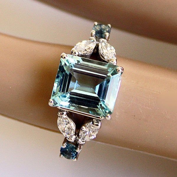 Vintage-Style Blue Zirconia Crystal Ring